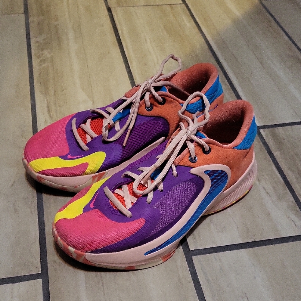 Nike Zoom Freak 4